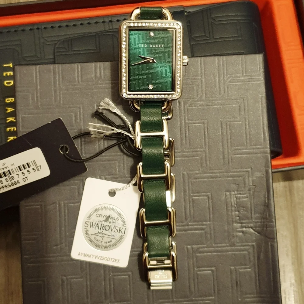 Ted Baker Green Watch with Swarovski Crystals - Picture 6 of 10